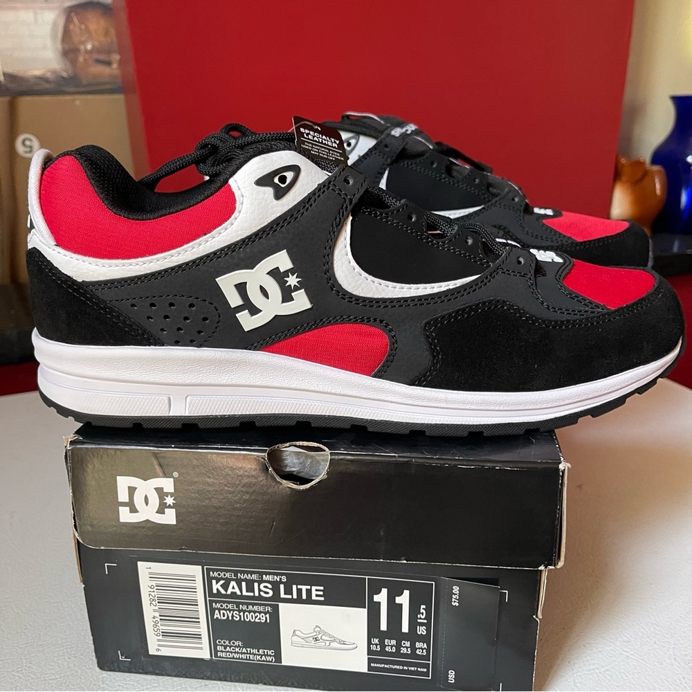 Dc Kalis Lite Size 11.5 Brand New in box with tags. Never even tried on.